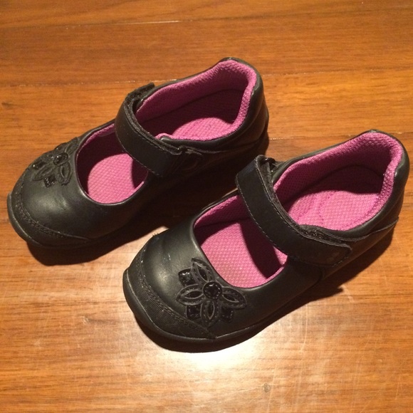 mary jane velcro shoes